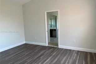 2041 SE 15th St, Homestead, FL 33035 - Photo 8