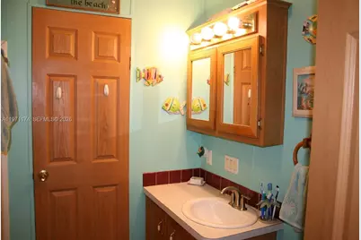 101551 Overseas Hwy, 147, Key Largo, FL 33037 - Photo 24