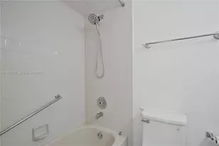 7531 NW 79th Ave, Tamarac, FL 33321 - Photo 22