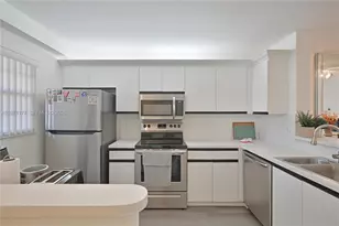 7531 NW 79th Ave, Tamarac, FL 33321 - Photo 6