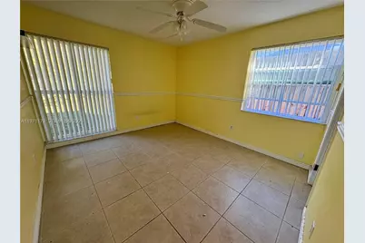 4948 SW 90th Ter, Cooper City, FL 33328 - Photo 16