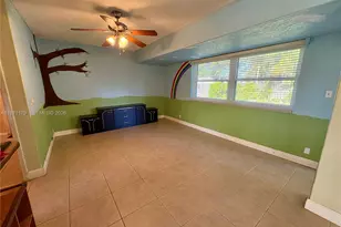 4948 SW 90th Terrace, Cooper City, FL 33328 - Photo 6