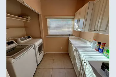 4948 SW 90th Ter, Cooper City, FL 33328 - Photo 12