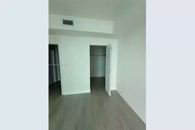 300 S Biscayne Blvd #T-3314, Miami, FL 33131 - Photo 14