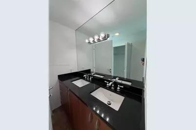 300 S Biscayne Blvd #T-3314, Miami, FL 33131 - Photo 18