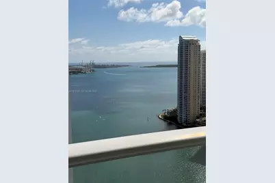 300 S Biscayne Blvd #T-3314, Miami, FL 33131 - Photo 2