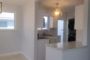 551 NW 60th Ct, Miami, FL 33126 - Photo 4