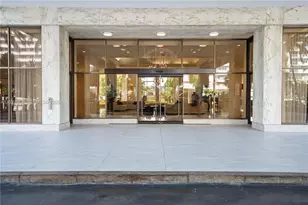 5600 Collins Ave, Miami Beach, FL 33140 - Photo 4