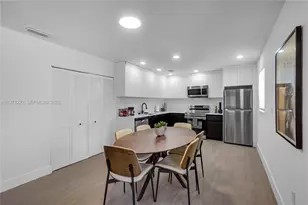 1044 NW 29th St, Miami, FL 33127 - Photo 10