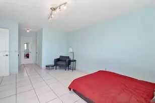 3860 NE 170th St, North Miami Beach, FL 33160 - Photo 18