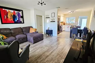 265 NE 116th St, Miami, FL 33161 - Photo 14