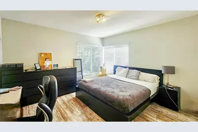 265 NE 116th St, Miami, FL 33161 - Photo 26