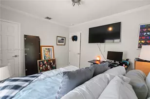 265 NE 116th St, Miami, FL 33161 - Photo 18