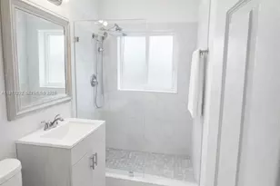 265 NE 116th St, Miami, FL 33161 - Photo 10