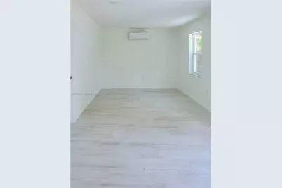 265 NE 116th St, Miami, FL 33161 - Photo 68