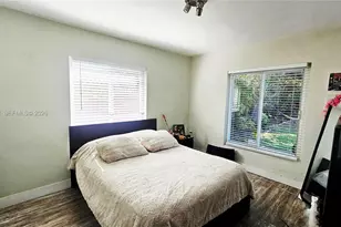 265 NE 116th St, Miami, FL 33161 - Photo 20