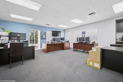 10405 NW 37th Ter, Doral, FL 33178 - Photo 8