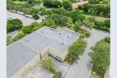 10405 NW 37th Ter, Doral, FL 33178 - Photo 4