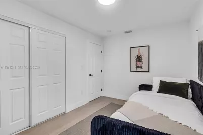 1054 NW 29th St, Miami, FL 33127 - Photo 48