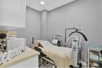 [Address not provided], Hialeah, FL 33015 - Photo 16