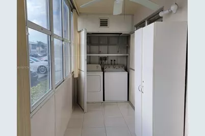 629 Saxony  N #629, Delray Beach, FL 33446 - Photo 8