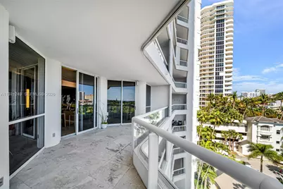 21150 Point Pl #703, Aventura, FL 33180 - Photo 30
