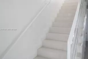 1389 W 71st St, Hialeah, FL 33014 - Photo 8