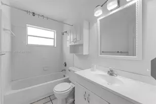 10915 SW 71st St, Miami, FL 33173 - Photo 18