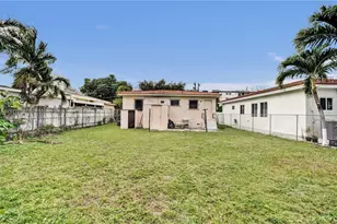 831 NW 21st Ct, Miami, FL 33125 - Photo 14