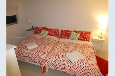 1881 Washington Ave #2E, Miami Beach, FL 33139 - Photo 8