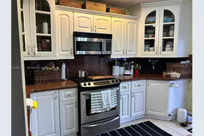 9917 SW 221st Ter, Cutler Bay, FL 33190 - Photo 8