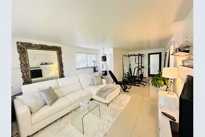 301 Golden Isles Dr #114, Hallandale Beach, FL 33009 - Photo 8