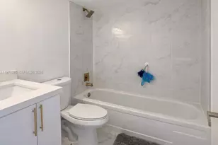 2308 NE 7th St, Hallandale Beach, FL 33009 - Photo 6