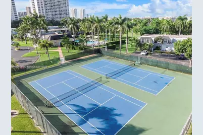 2308 NE 7th St #29, Hallandale Beach, FL 33009 - Photo 18