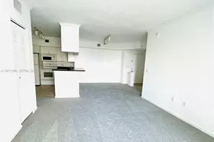 17150 N Bay Rd, Sunny Isles Beach, FL 33160 - Photo 10