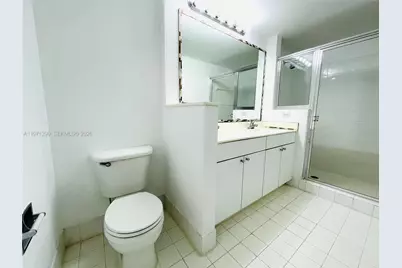 17150 N Bay Rd #2911, Sunny Isles Beach, FL 33160 - Photo 12