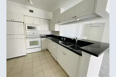 17150 N Bay Rd #2911, Sunny Isles Beach, FL 33160 - Photo 8