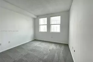 17150 N Bay Rd, Sunny Isles Beach, FL 33160 - Photo 8