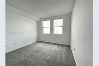 17150 N Bay Rd #2911, Sunny Isles Beach, FL 33160 - Photo 10