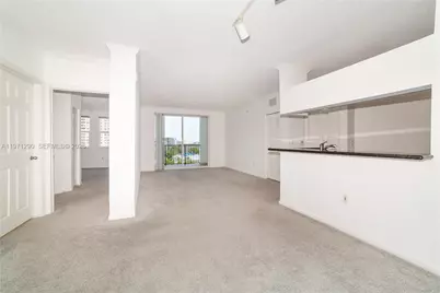 17150 N Bay Rd #2911, Sunny Isles Beach, FL 33160 - Photo 2