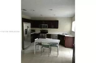 10863 NW 53 Ln, Doral, FL 33178 - Photo 16