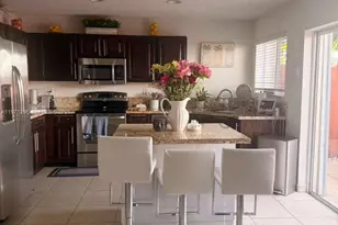 10863 NW 53 Ln, Doral, FL 33178 - Photo 8