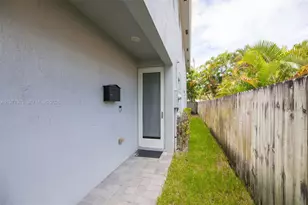 619 SW 17th St, Fort Lauderdale, FL 33315 - Photo 4