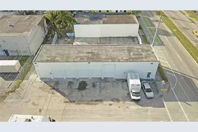 9795 NW 7th Ave, Miami, FL 33150 - Photo 14