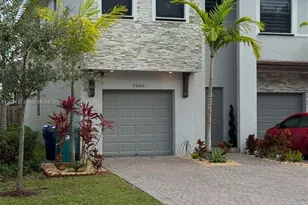 25265 SW 109th Ave, Homestead, FL 33032 - Photo 1