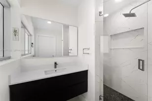 900 Biscayne Blvd, Miami, FL 33132 - Photo 18