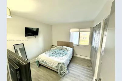 399 NW 72nd Ave #210, Miami, FL 33126 - Photo 8