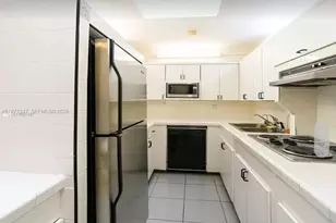 [Address not provided], Hollywood, FL 33024 - Photo 4