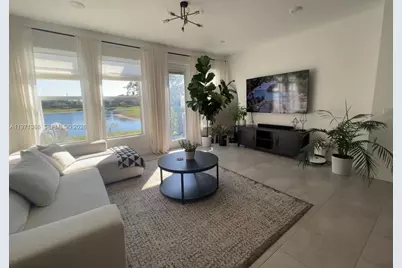 6140 Planta Ln #6140, Greenacres, FL 33415 - Photo 2