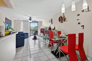 9678 Fontainebleau Blvd, Miami, FL 33172 - Photo 6